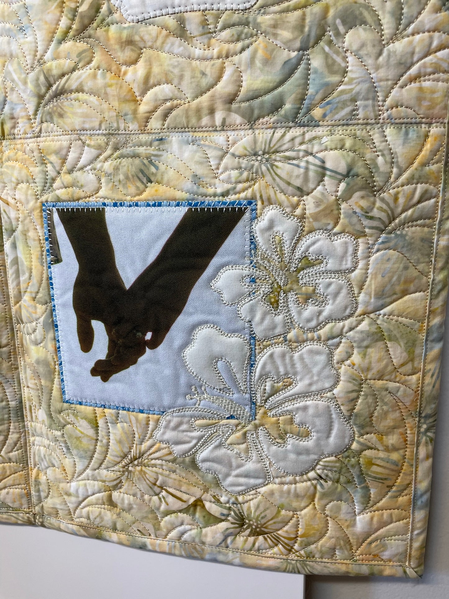 Hibiscus Quartet Pattern - It's time to Scrap-Block!