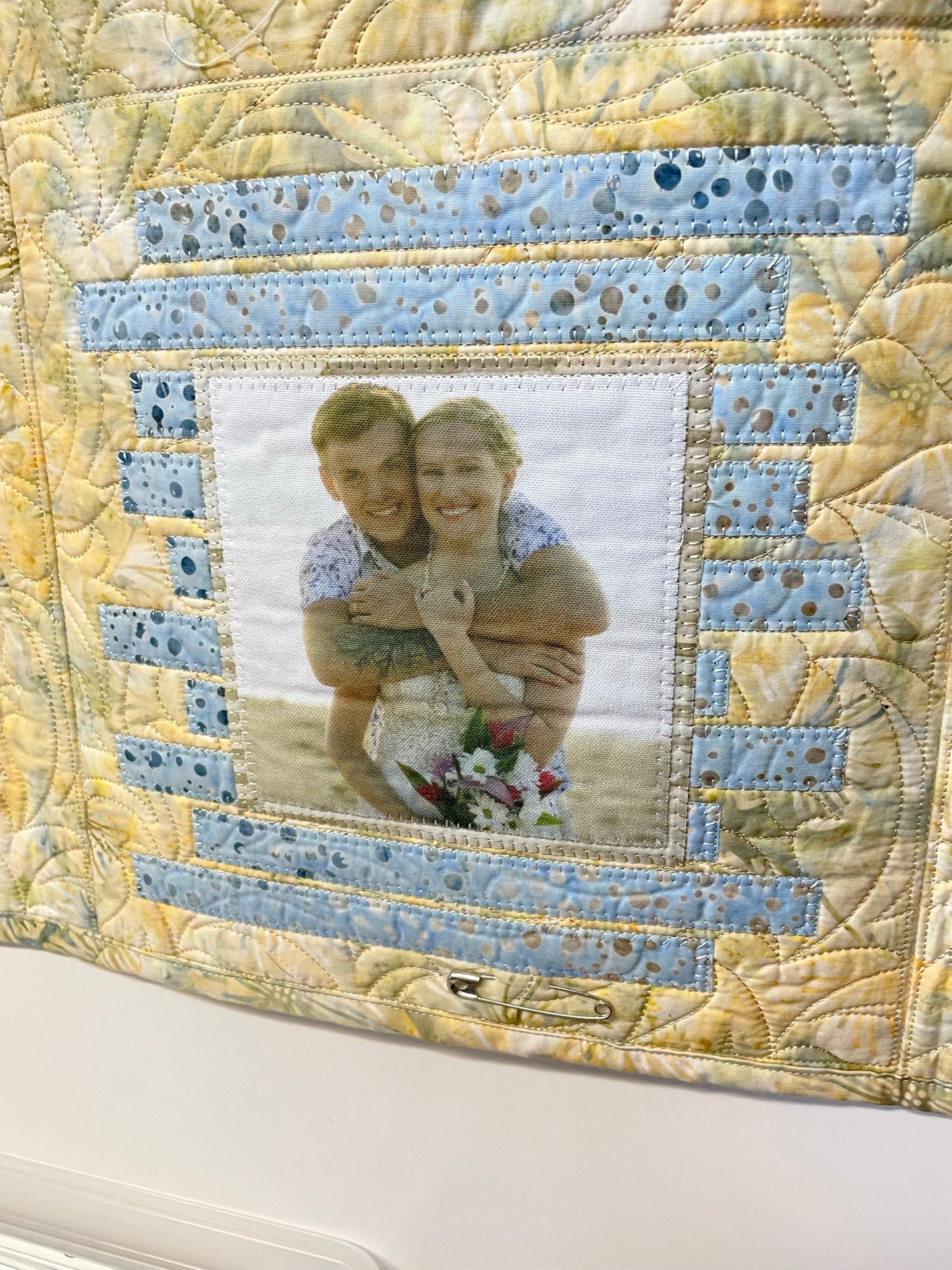 Hibiscus Quartet Pattern - It's time to Scrap-Block!