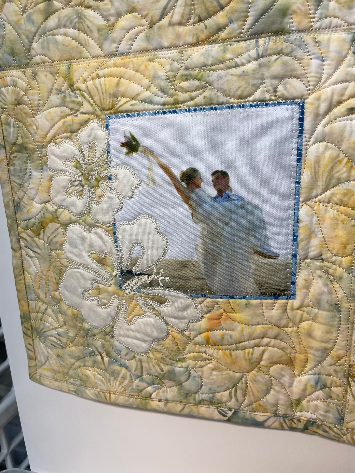 Hibiscus Quartet Pattern - It's time to Scrap-Block!